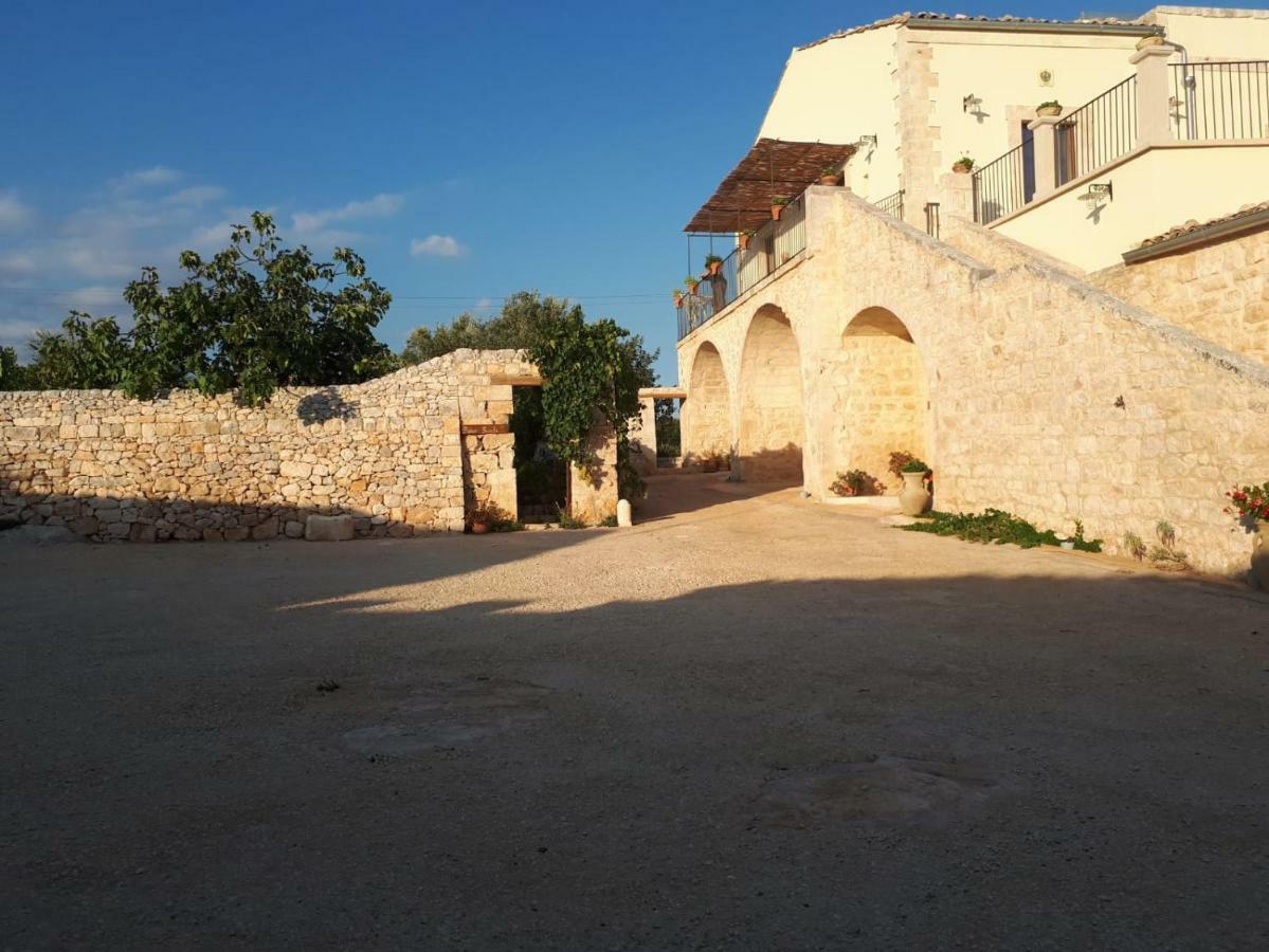 Vila La Dimora Del Decano Scicli Exteriér fotografie